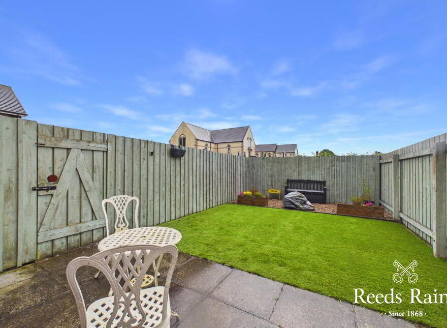 6 Church Court, Moneyreagh, Newtownards, BT23 6EU