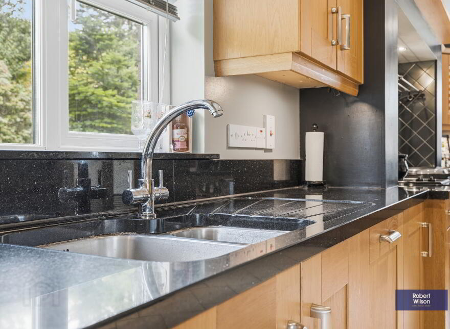 8 Waring Court, Waringstown, BT66 7UX