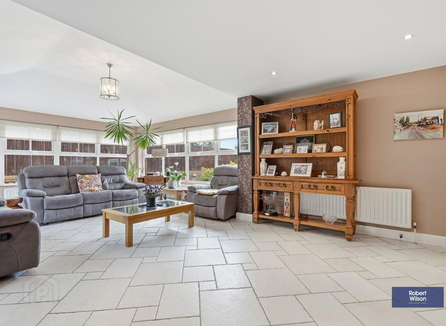 8 Waring Court, Waringstown, BT66 7UX