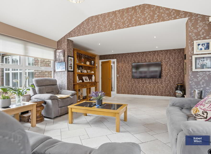8 Waring Court, Waringstown, BT66 7UX