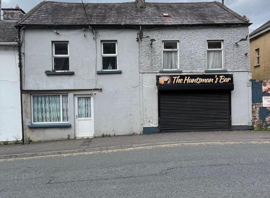 The Huntsmans Bar, Cootehill, H16R264 photo