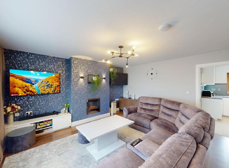 36 Bellamont View, Cootehill, H16W424