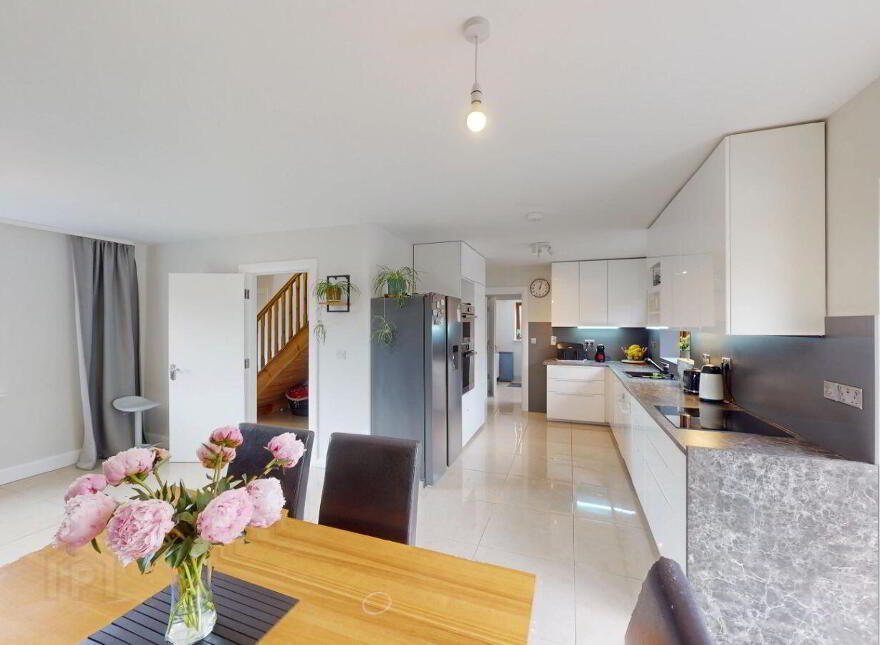 36 Bellamont View, Cootehill, H16W424