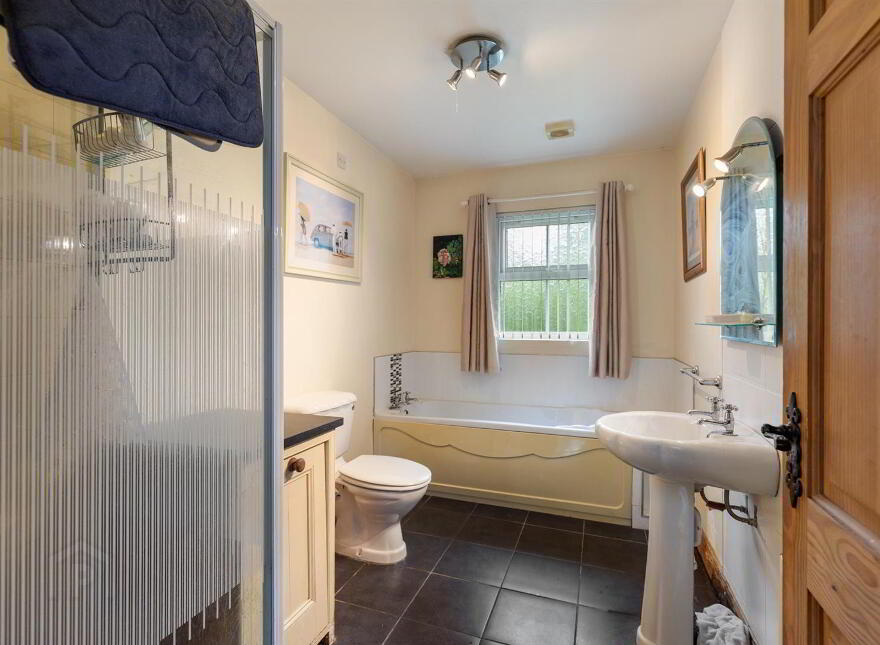 246 Ballynahinch Road, Dromore, BT25 1EU