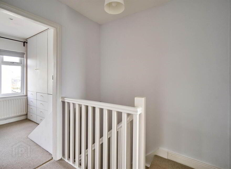 4 Downshire Place, Holywood, BT18 9LR