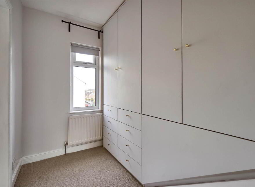4 Downshire Place, Holywood, BT18 9LR