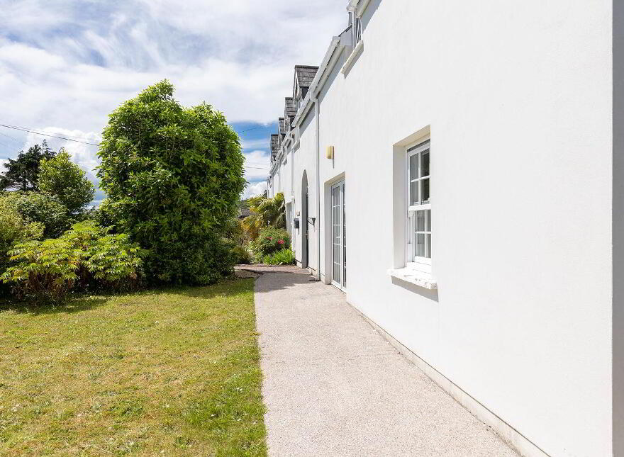 Brecon Lodge, East, East Ferry, P25WV60