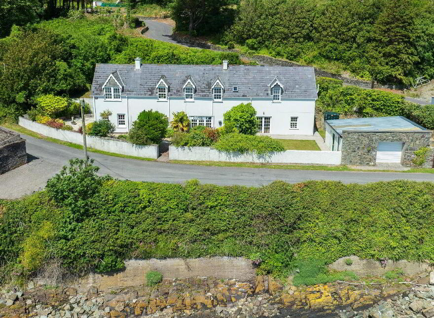 Brecon Lodge, East, East Ferry, P25WV60