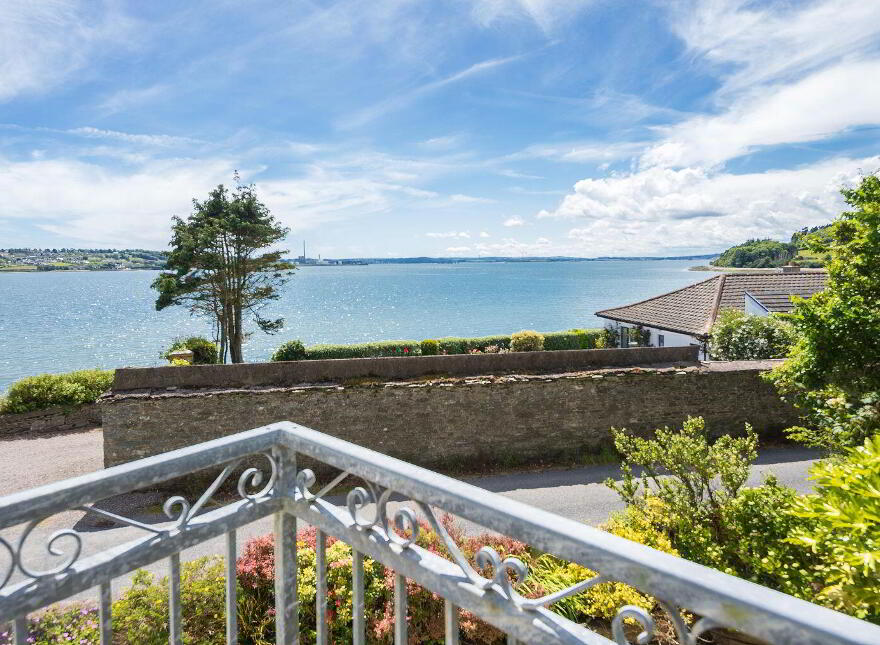 Brecon Lodge, East, East Ferry, P25WV60