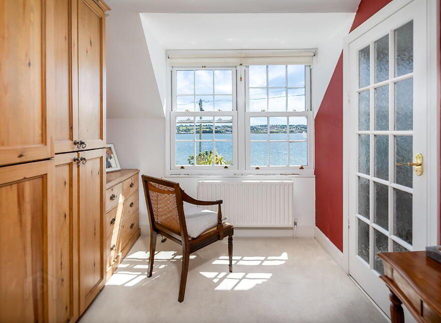 Brecon Lodge, East, East Ferry, P25WV60