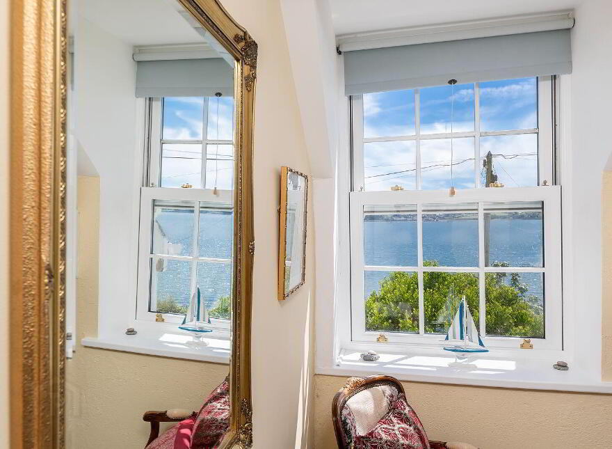 Brecon Lodge, East, East Ferry, P25WV60