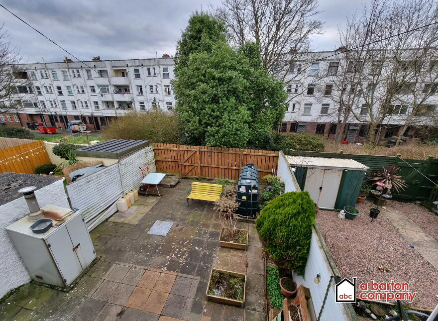 18 Abbots Gardens, Whiteabbey, Newtownabbey, BT37 9RA