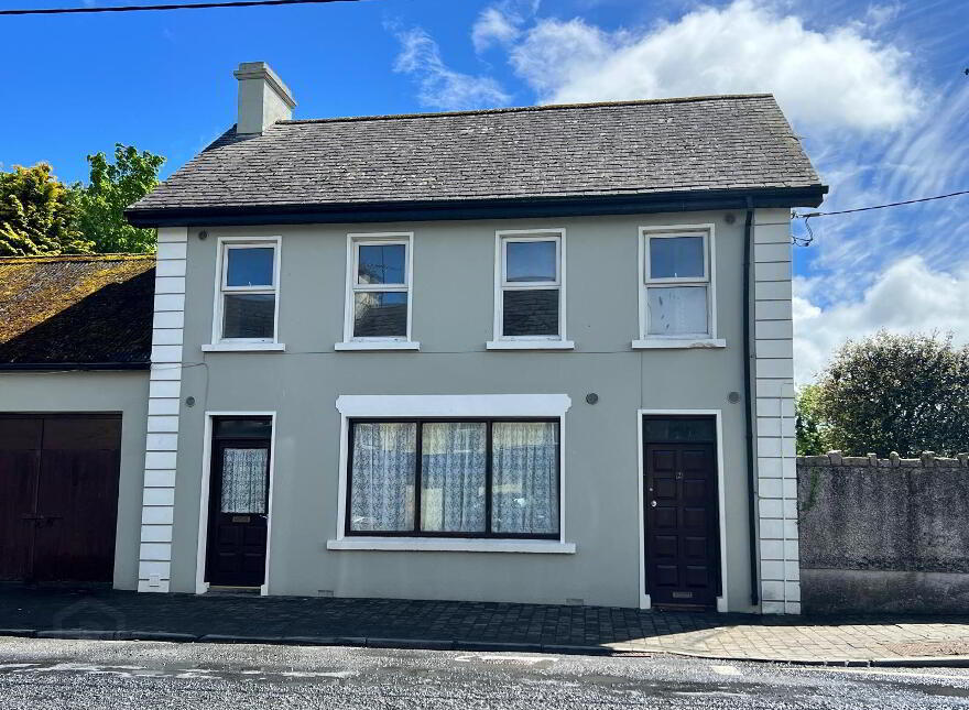 1 Apt. And Apt, 2 Molly Bourkes, Church Street, Toomevara, E45CF34