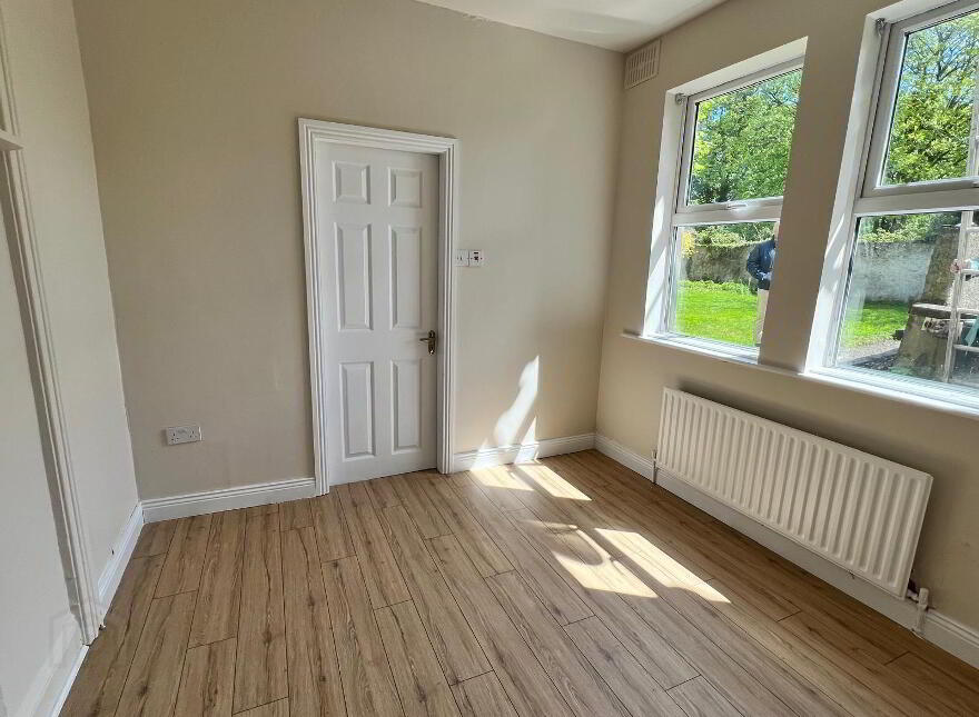1 Apt. And Apt, 2 Molly Bourkes, Church Street, Toomevara, E45CF34