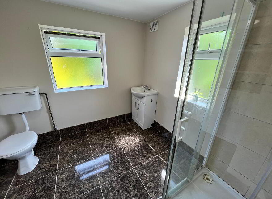 1 Apt. And Apt, 2 Molly Bourkes, Church Street, Toomevara, E45CF34