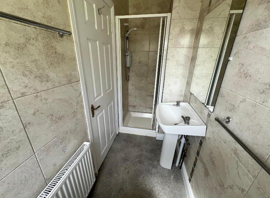 1 Apt. And Apt, 2 Molly Bourkes, Church Street, Toomevara, E45CF34