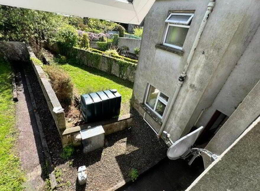 1 Apt. And Apt, 2 Molly Bourkes, Church Street, Toomevara, E45CF34
