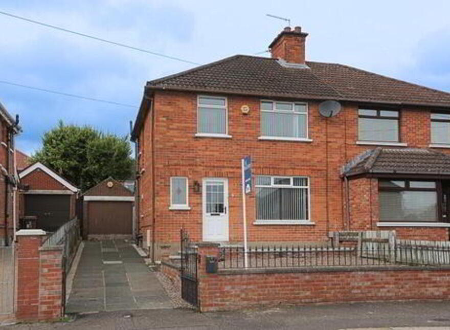 9 Lyndhurst Drive, Belfast, BT13 3PA