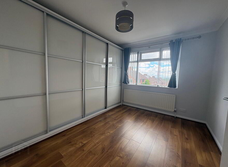9 Lyndhurst Drive, Belfast, BT13 3PA