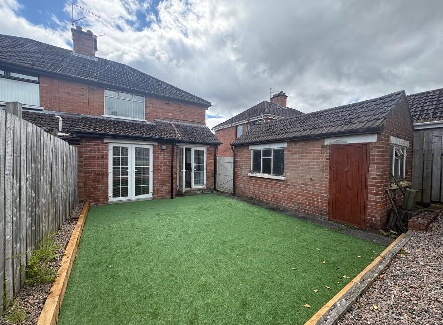 9 Lyndhurst Drive, Belfast, BT13 3PA