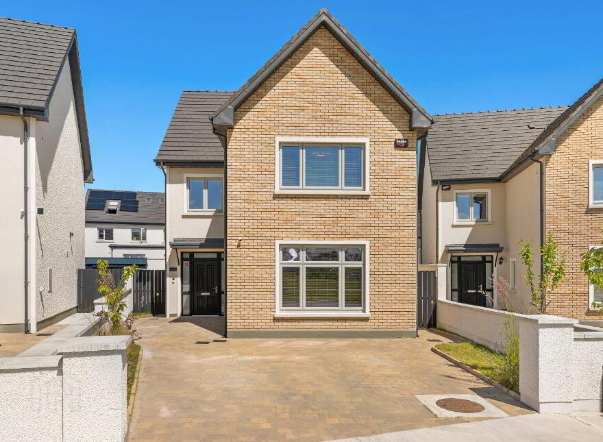 7 Clover Lawn, Janeville, Carrigaline, P43EY13