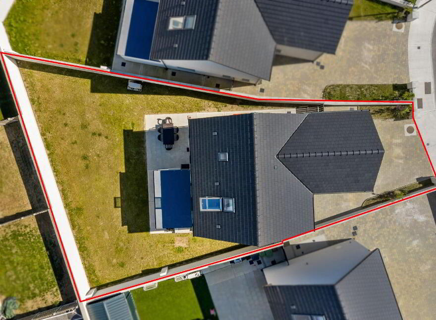 7 Clover Lawn, Janeville, Carrigaline, P43EY13