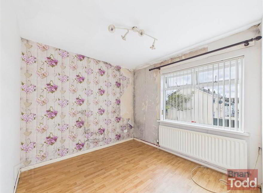 Torr Gardens, Larne, BT40 2JQ