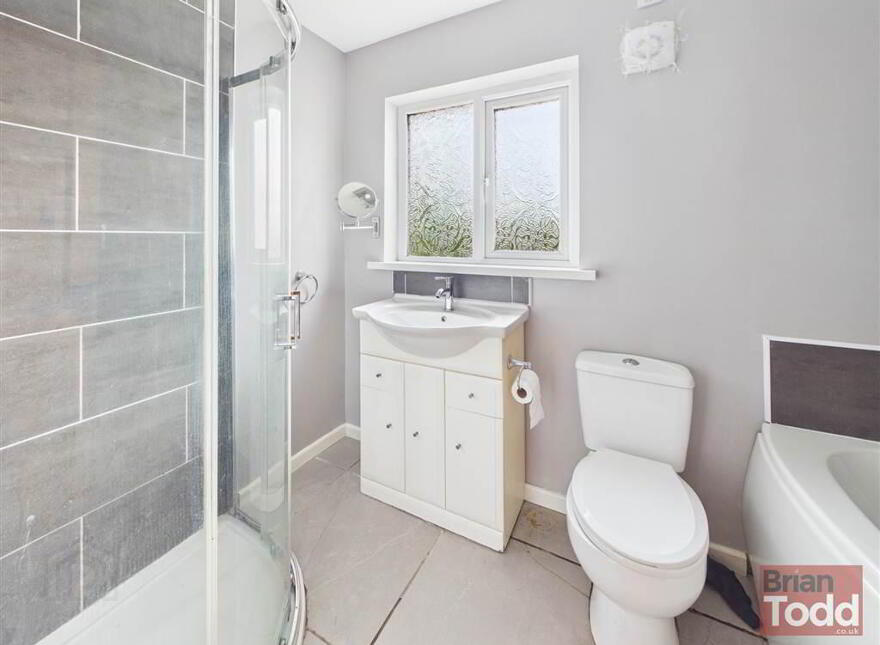 Torr Gardens, Larne, BT40 2JQ