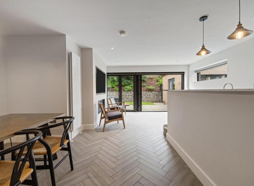24 Moira Gate, Lurgan Road, Moira, BT67 0XZ