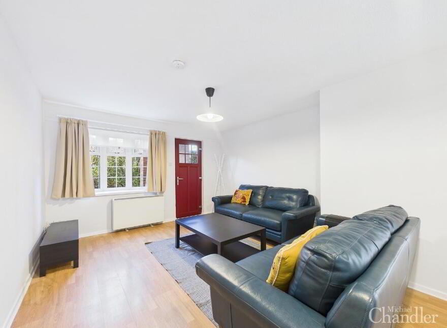 4 Park Place, Belfast, BT6 8FR