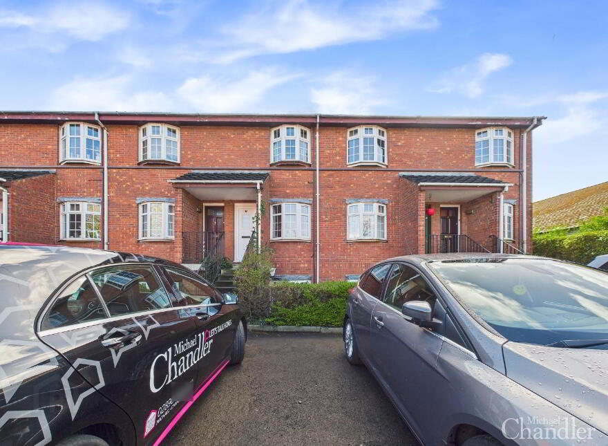 4 Park Place, Belfast, BT6 8FR