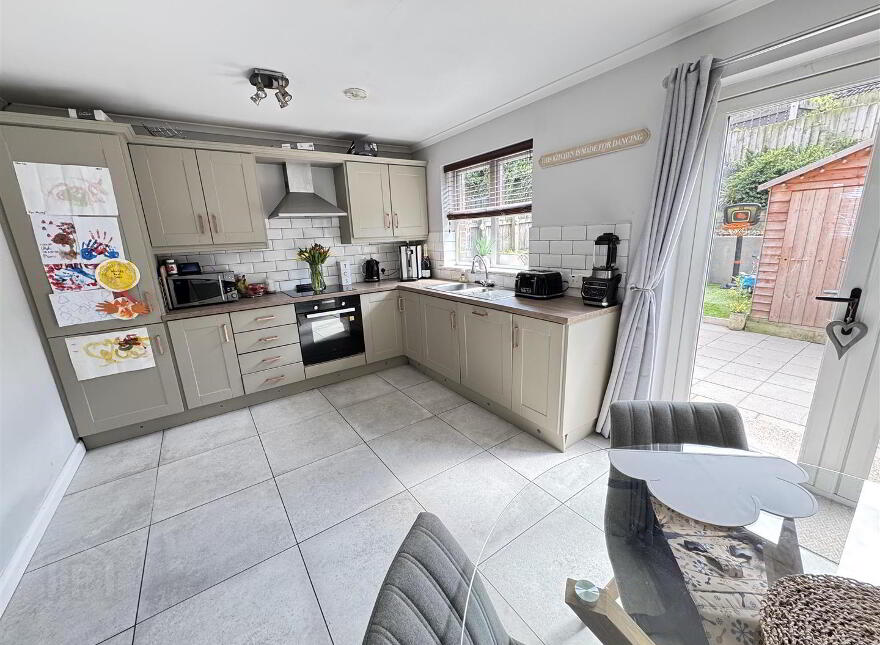 8 The Cedars, Antrim, BT41 4LE