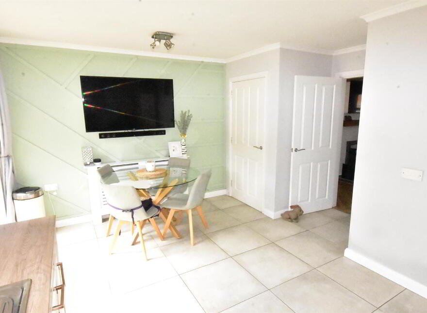 8 The Cedars, Antrim, BT41 4LE