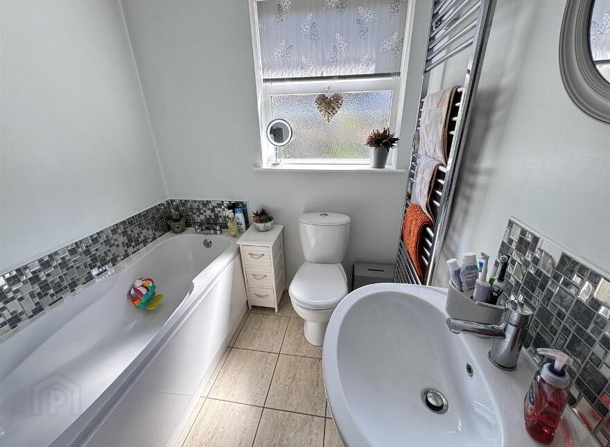 8 The Cedars, Antrim, BT41 4LE