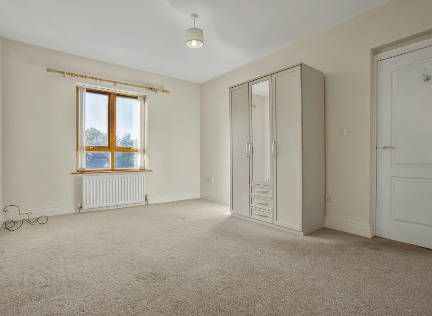 7 Ennismore Hall, Ballymena, BT43 5ES