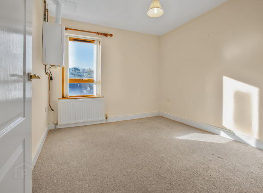 7 Ennismore Hall, Ballymena, BT43 5ES