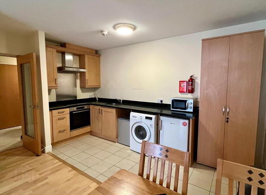 Apartment 9 Knapp's Square Apartments, Cork City Centre, T23R9KC