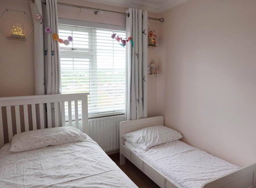 21 Derrygore Terrace, Enniskillen, BT74 6BL