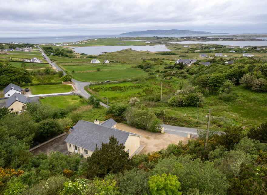 Roshin, Dungloe, F94VN59