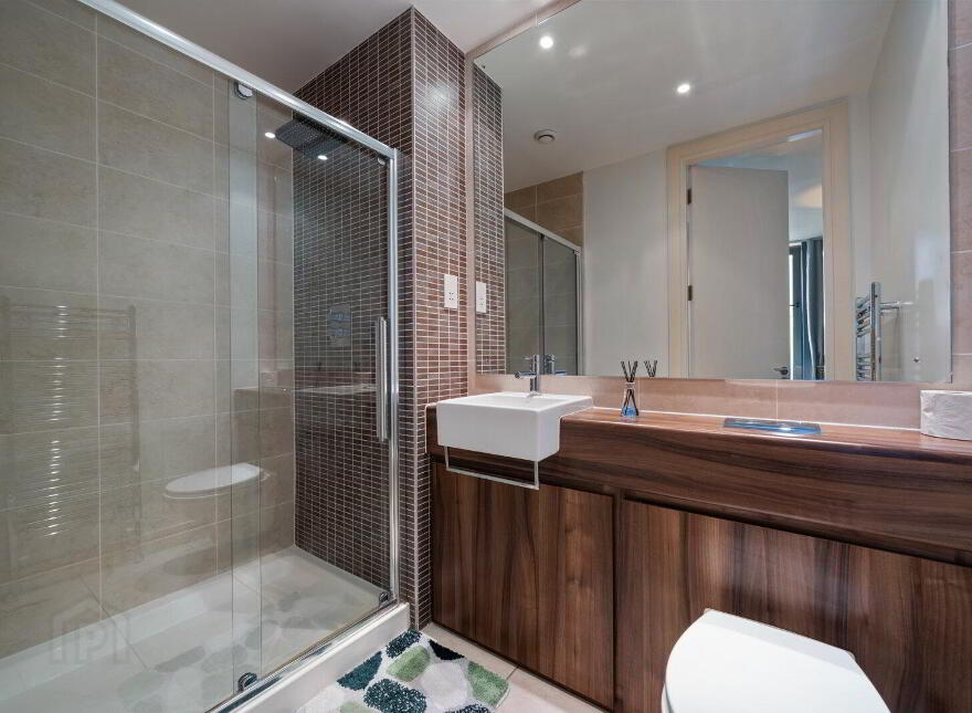 Apartment 10.29 The Arc 2J Queens Road, Belfast, BT3 9FP