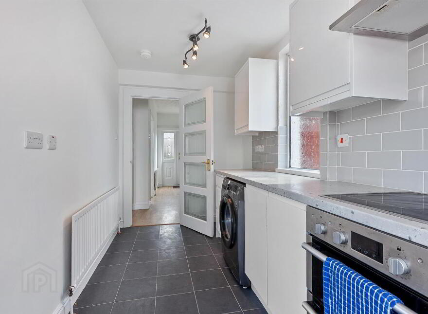 3 Hillview Park, Newtownabbey, BT36 5HW