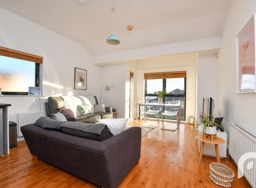 Apt 3 Old Shore Close, Trooperslane, Carrickfergus, BT38 8ZJ