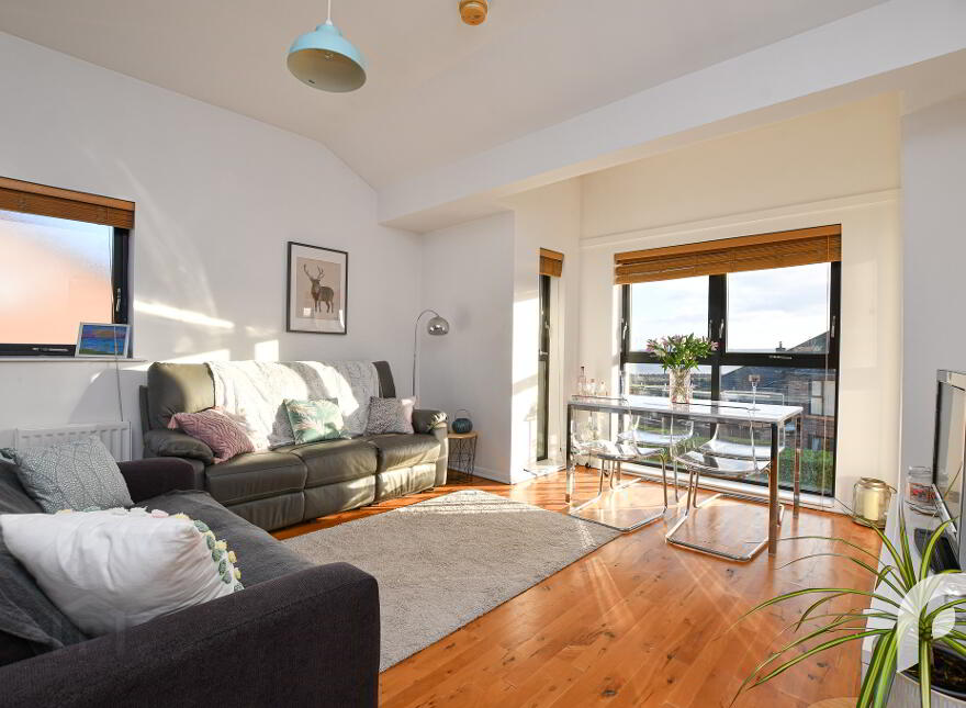 Apt 3 Old Shore Close, Trooperslane, Carrickfergus, BT38 8ZJ