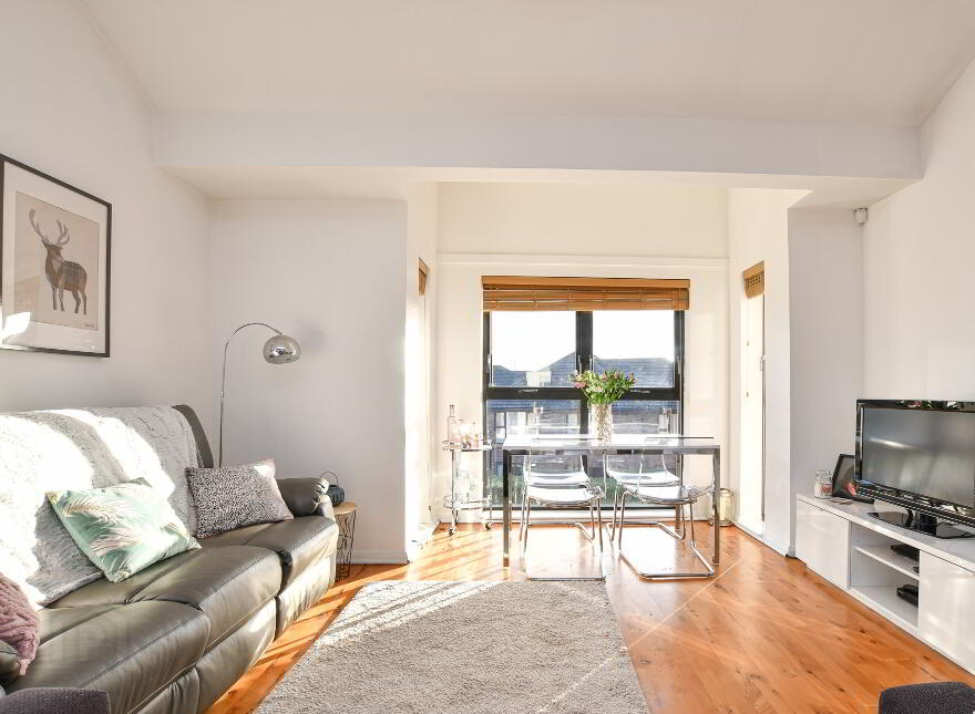 Apt 3 Old Shore Close, Trooperslane, Carrickfergus, BT38 8ZJ