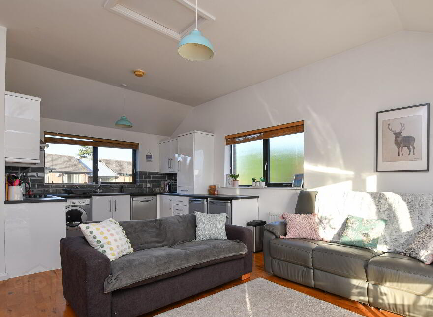 Apt 3 Old Shore Close, Trooperslane, Carrickfergus, BT38 8ZJ