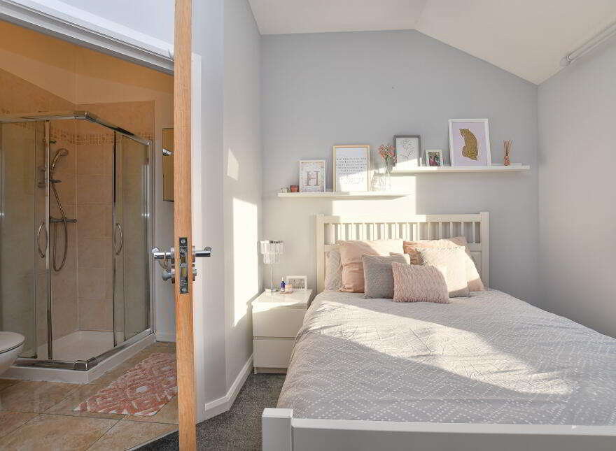 Apt 3 Old Shore Close, Trooperslane, Carrickfergus, BT38 8ZJ