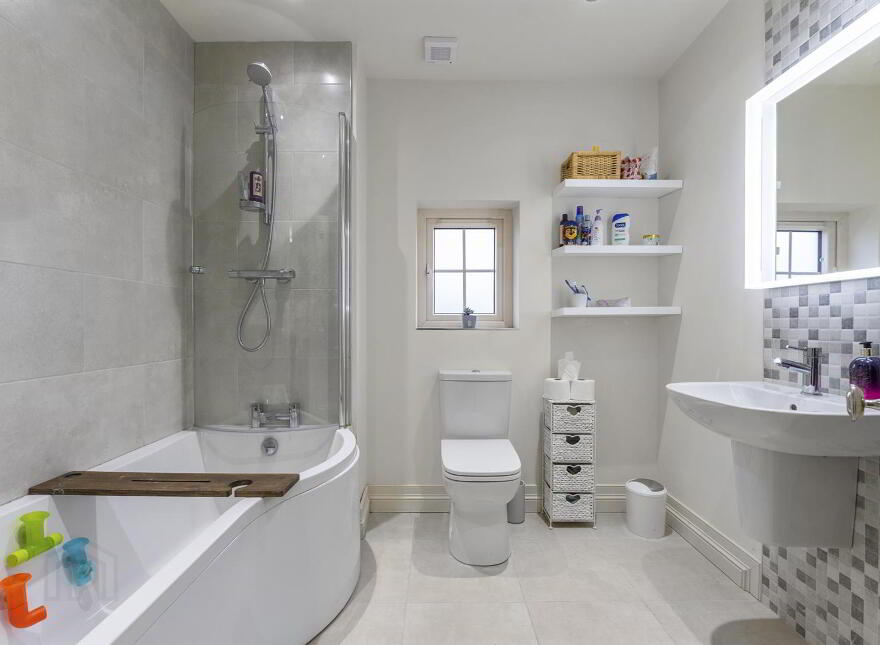 19 Crawfordsburn Way, Newtownards, BT23 4RY