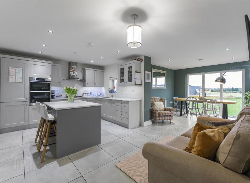19 Crawfordsburn Way, Newtownards, BT23 4RY
