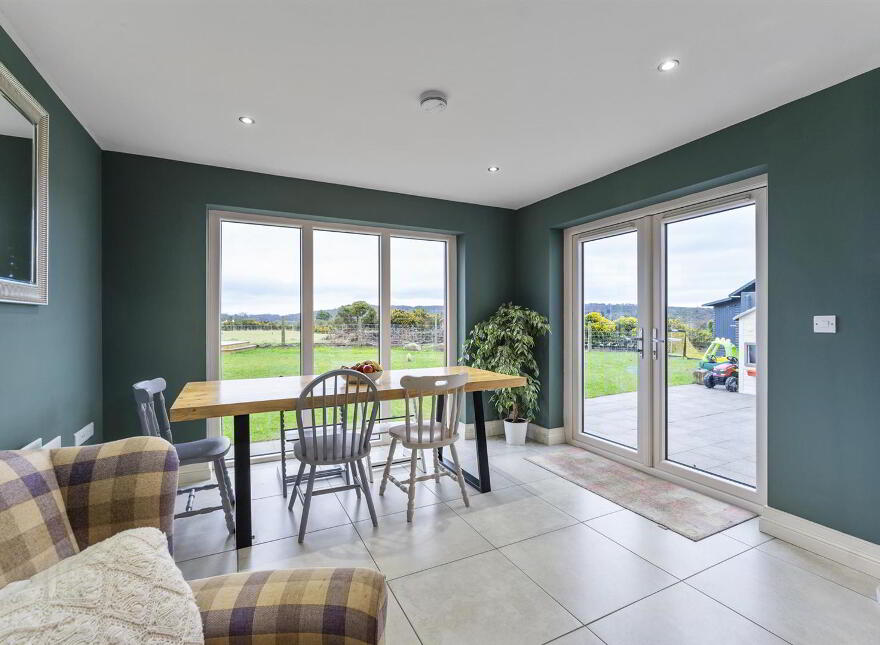 19 Crawfordsburn Way, Newtownards, BT23 4RY