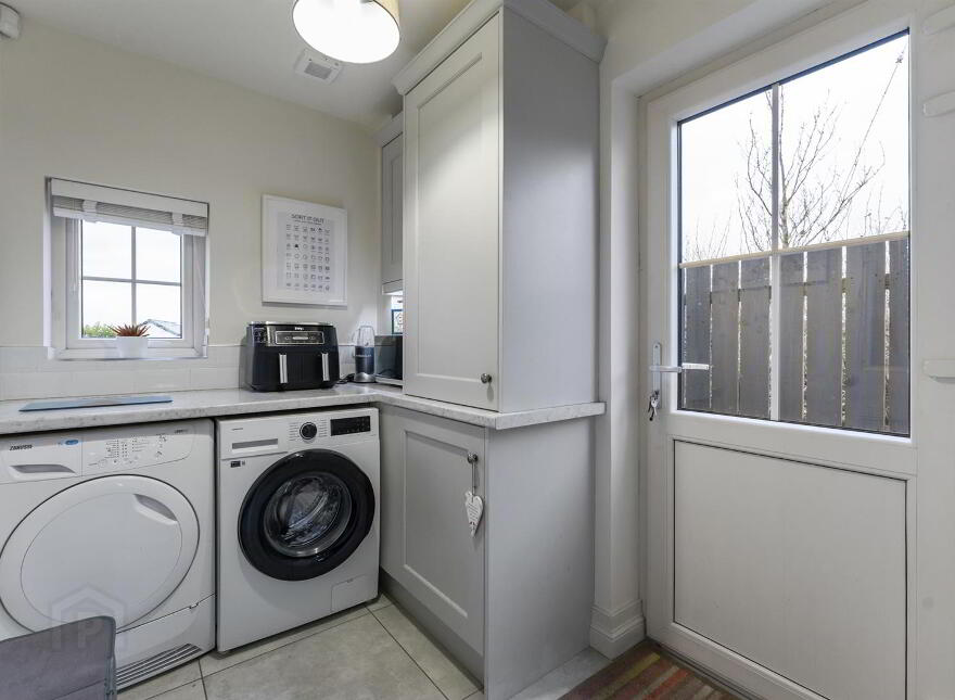 19 Crawfordsburn Way, Newtownards, BT23 4RY